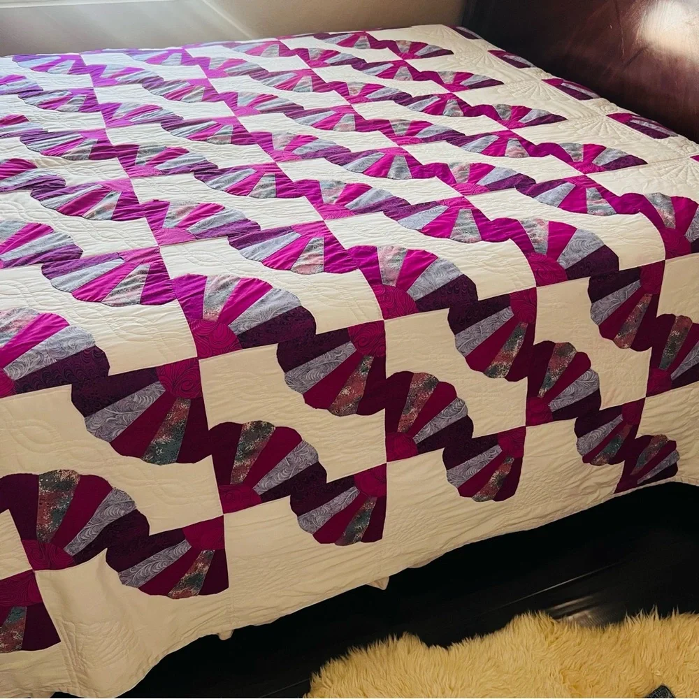 Vintage From 1970’s  Handmade King  Fan Quilt – 105” x 100” - Picture 8 of 14